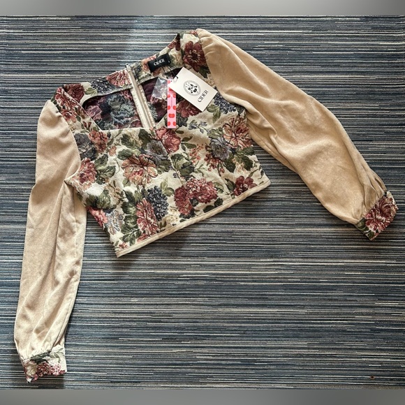 🆕 Cider Women’s Antique Show Long Sleeve Cropped Floral Blouse Size L - Picture 5 of 7